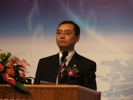 0411434cL2.jpg